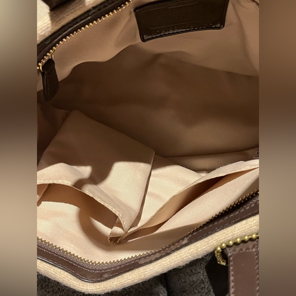 Coach Signature Stripe Wool Lunch Tote - Picture 15 of 16